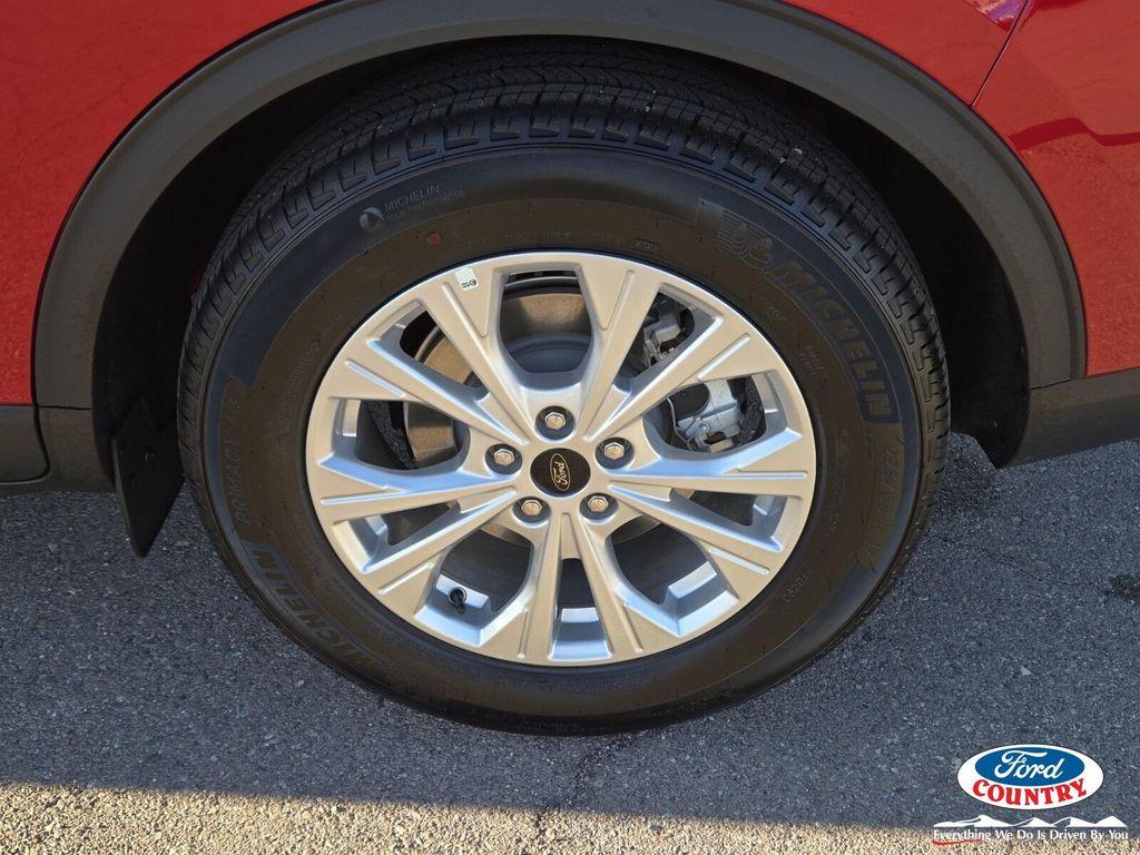 new 2025 Ford Escape car, priced at $27,300