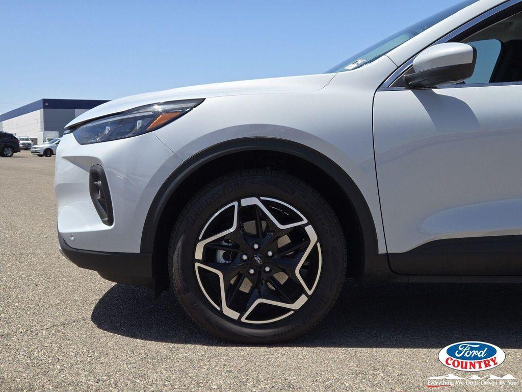 new 2026 Ford Escape car, priced at $36,019