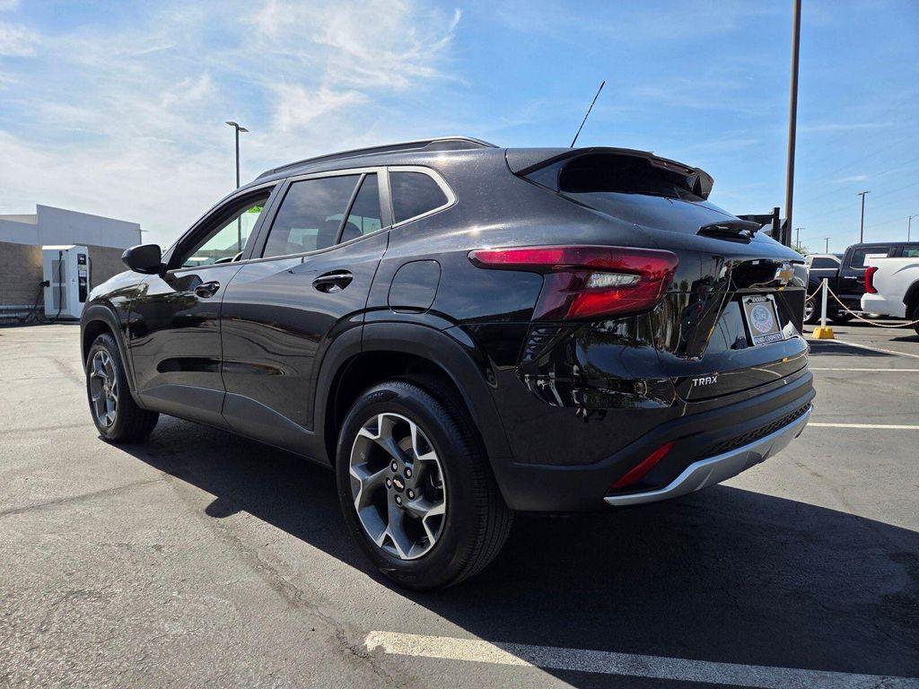 used 2025 Chevrolet Trax car, priced at $22,819