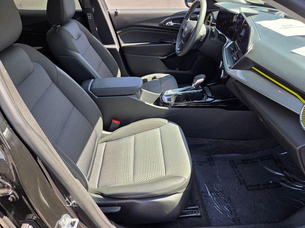 used 2025 Chevrolet Trax car, priced at $22,819