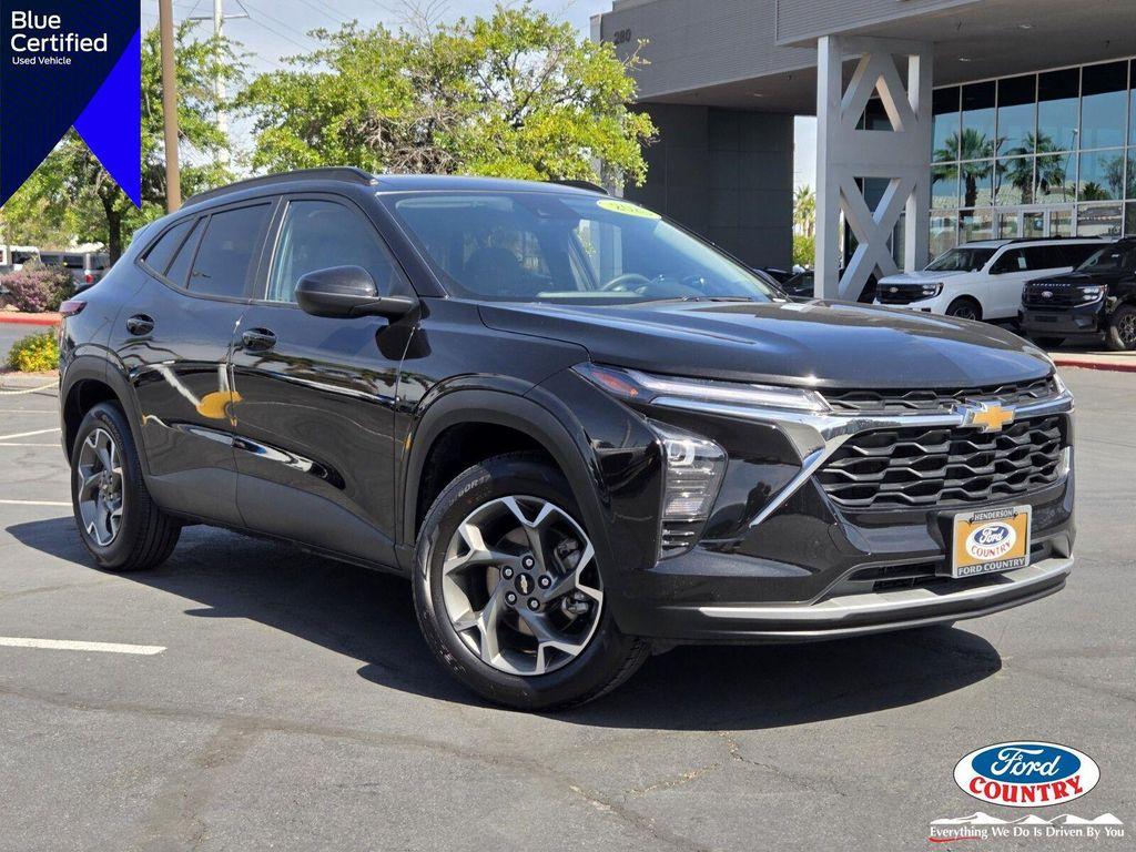 used 2025 Chevrolet Trax car, priced at $22,819