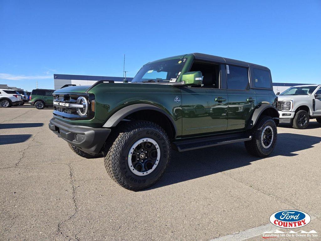 new 2025 Ford Bronco car, priced at $61,900