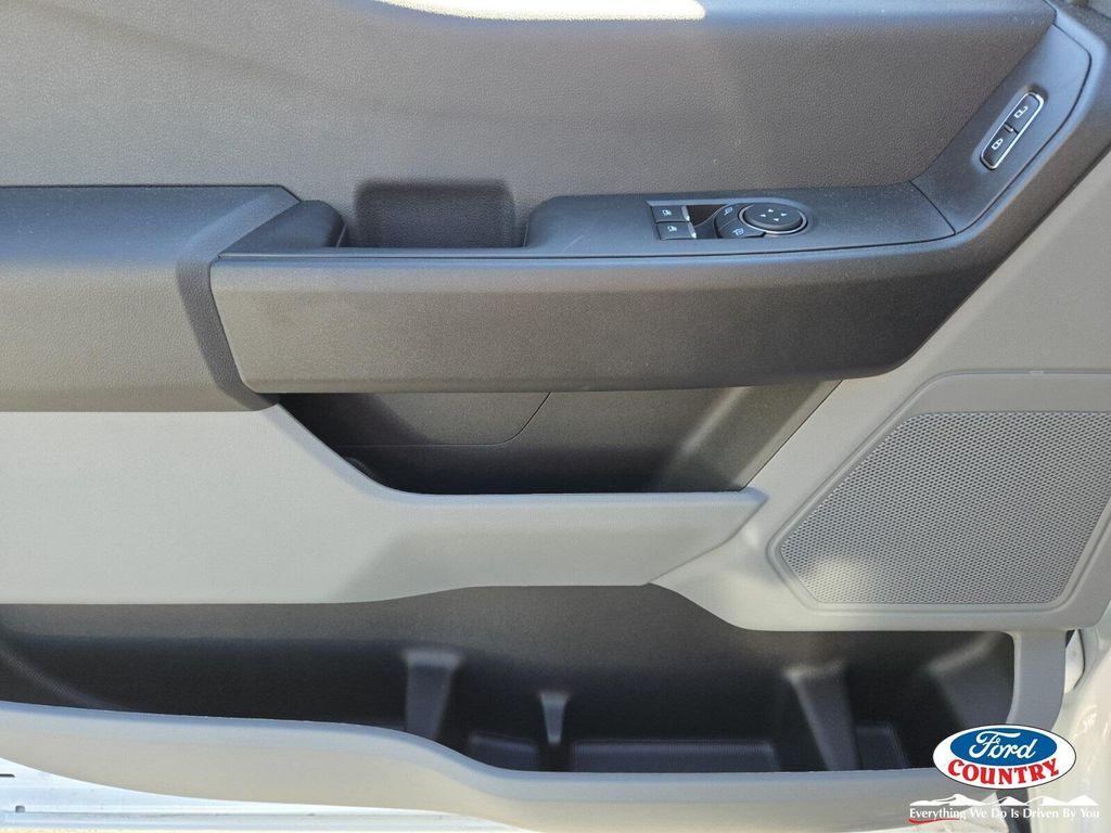 new 2025 Ford F-350 car, priced at $51,181