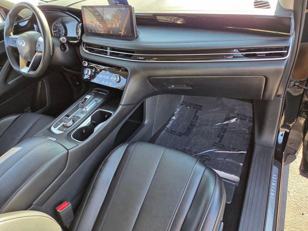 used 2025 INFINITI QX60 car, priced at $33,999