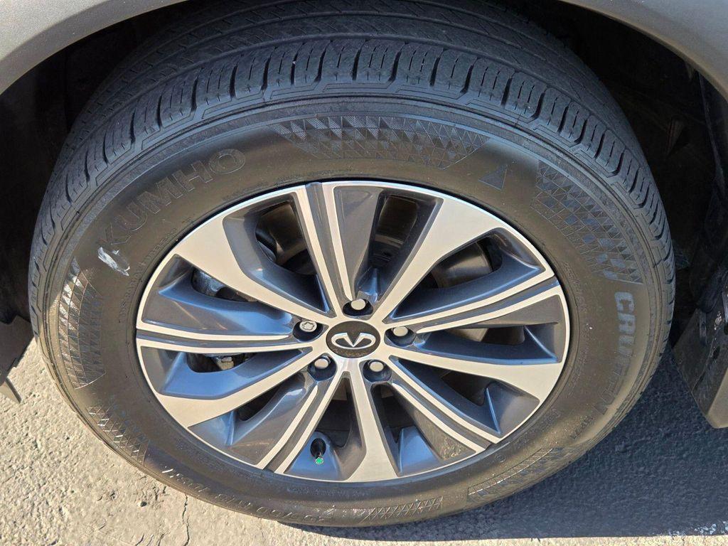 used 2025 INFINITI QX60 car, priced at $33,999