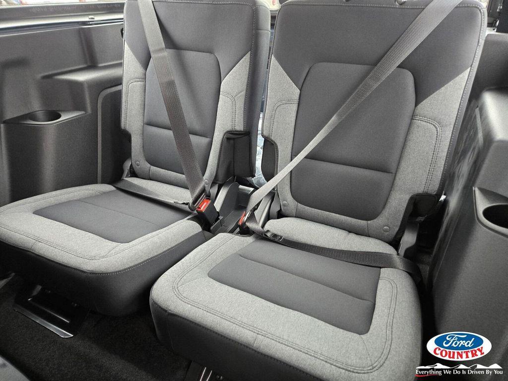 new 2025 Ford Bronco car, priced at $41,551