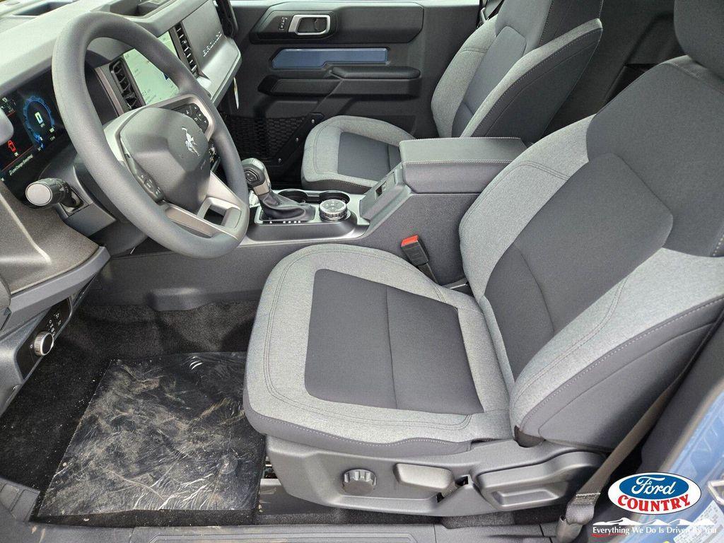 new 2025 Ford Bronco car, priced at $43,051