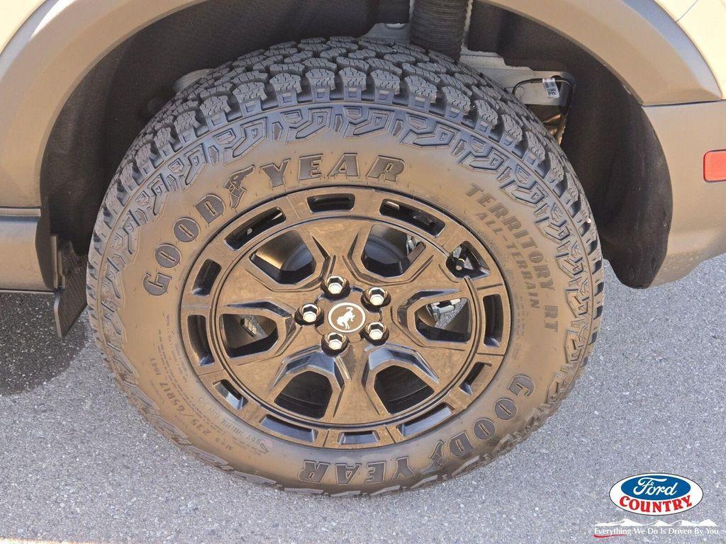 new 2025 Ford Bronco Sport car, priced at $42,605