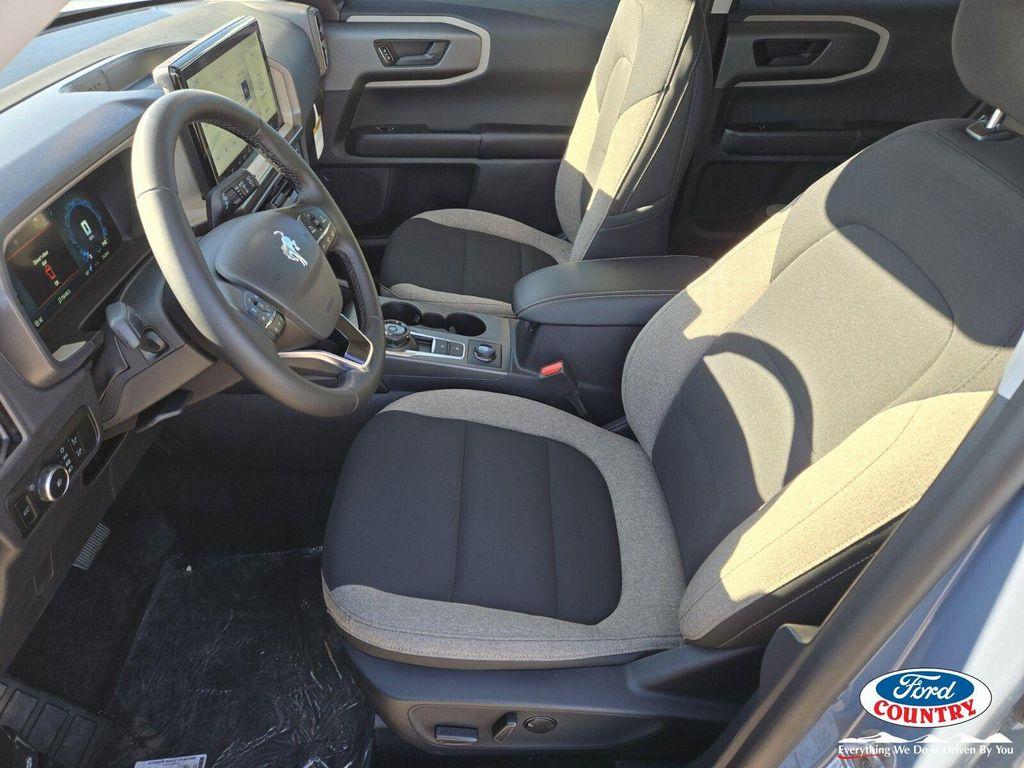 new 2025 Ford Bronco Sport car, priced at $31,202