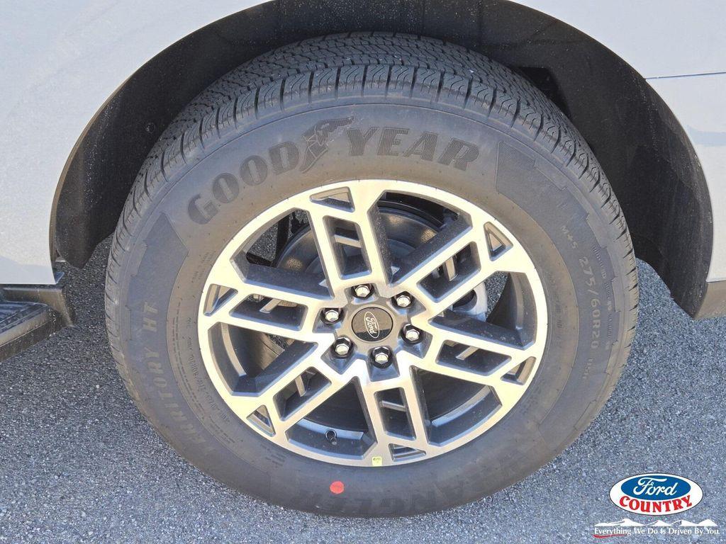 new 2026 Ford Expedition car, priced at $70,525