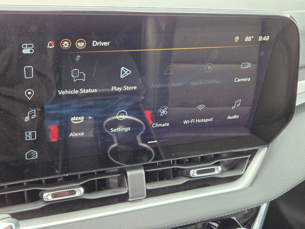 used 2025 Chevrolet Equinox car, priced at $24,995