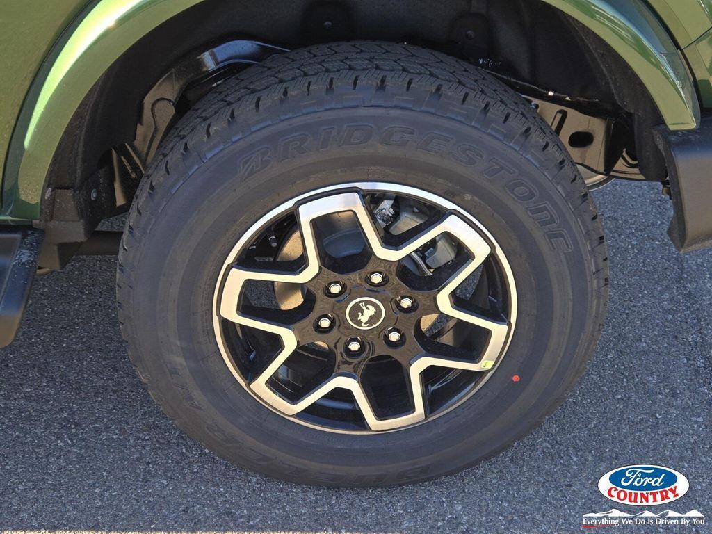 new 2025 Ford Bronco car, priced at $54,514