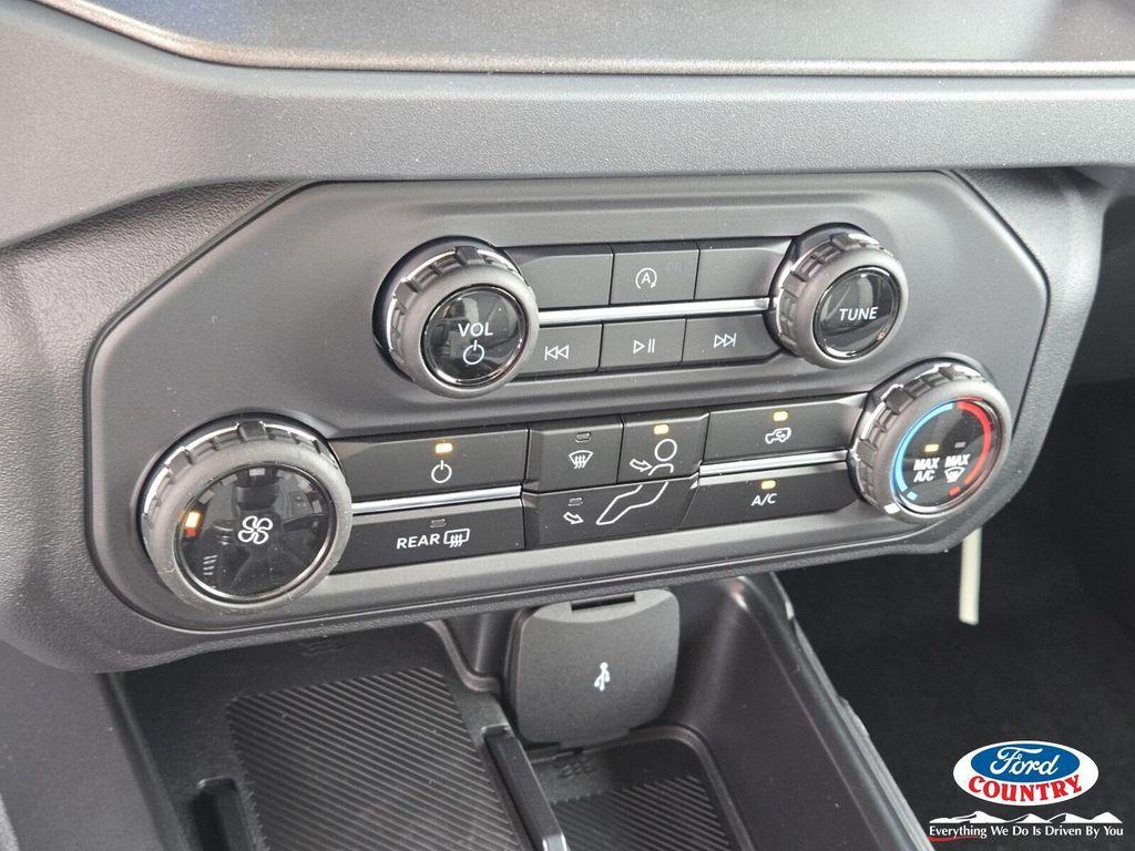 new 2025 Ford Bronco car, priced at $41,732