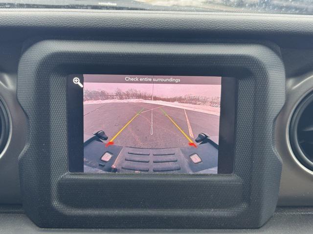 used 2020 Jeep Gladiator car, priced at $25,724