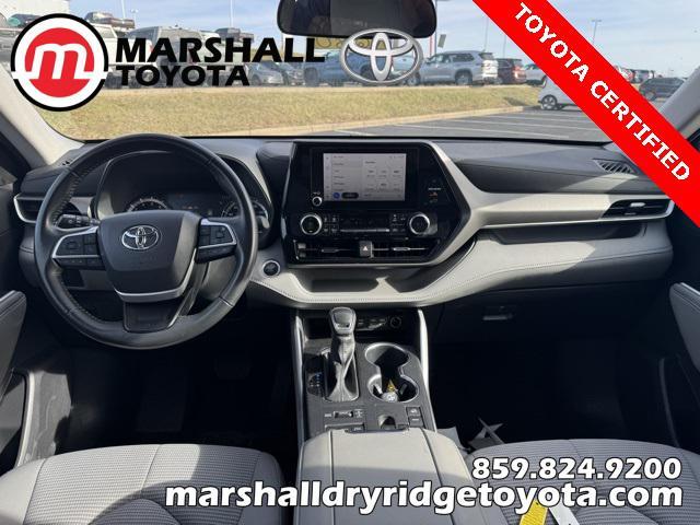 used 2024 Toyota Highlander car, priced at $33,396