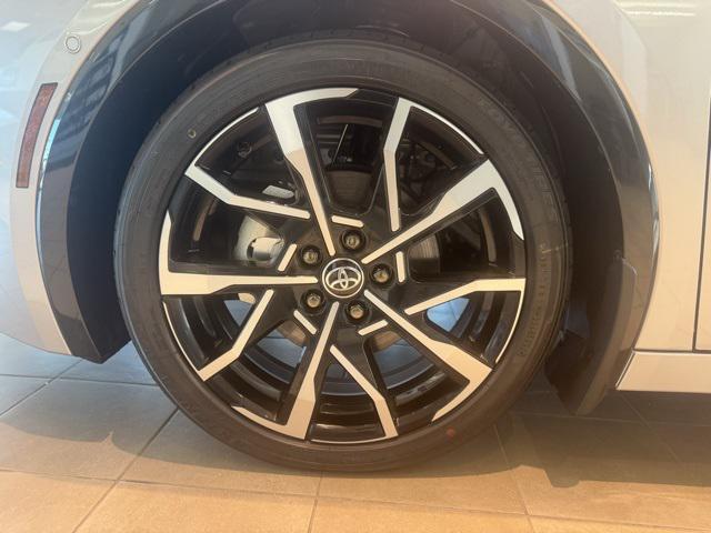 new 2025 Toyota Prius Plug-In Hybrid car, priced at $42,336