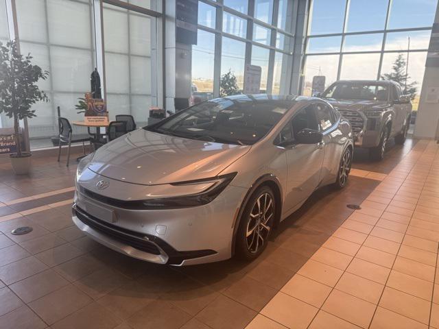 new 2025 Toyota Prius Plug-In Hybrid car, priced at $42,336