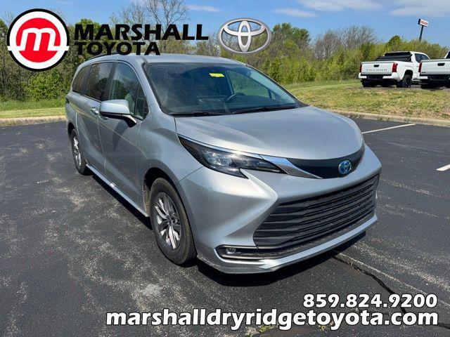 used 2025 Toyota Sienna car, priced at $40,417