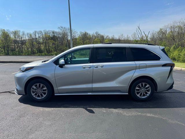 used 2025 Toyota Sienna car, priced at $40,417