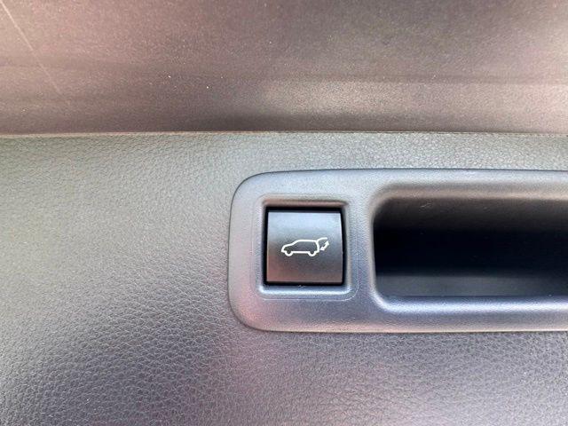 used 2025 Toyota Highlander car, priced at $44,820