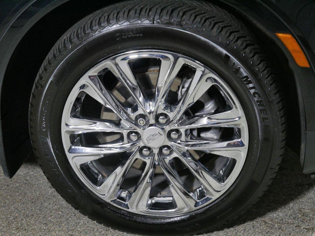 used 2023 Cadillac XT5 car, priced at $34,346