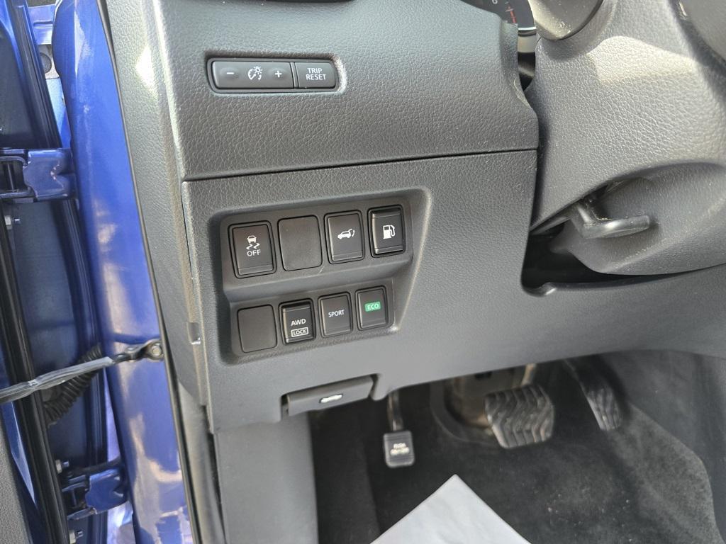 used 2018 Nissan Rogue car, priced at $11,491