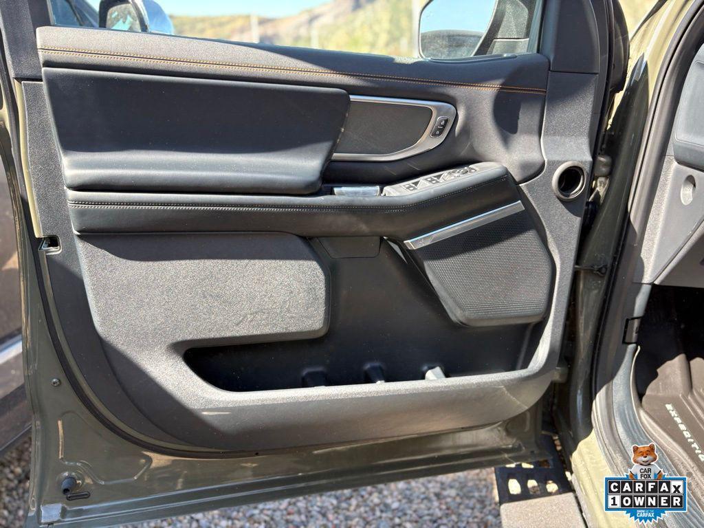 used 2025 Ford Expedition car, priced at $73,433