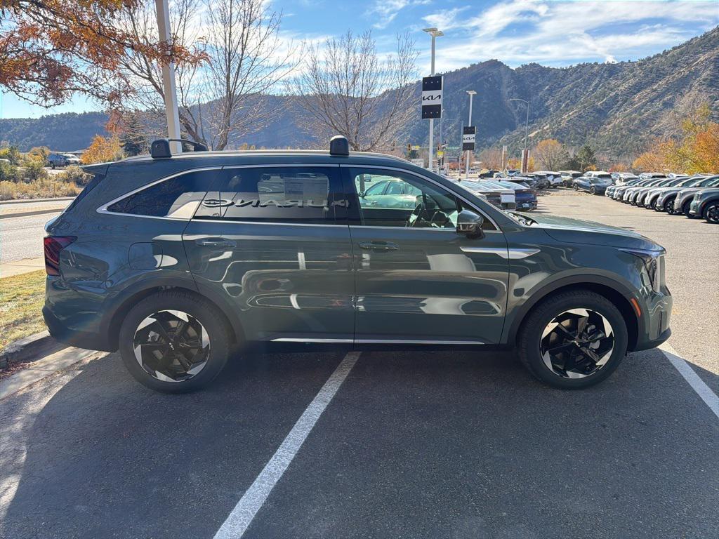 new 2026 Kia Sorento Plug-In Hybrid car, priced at $50,995