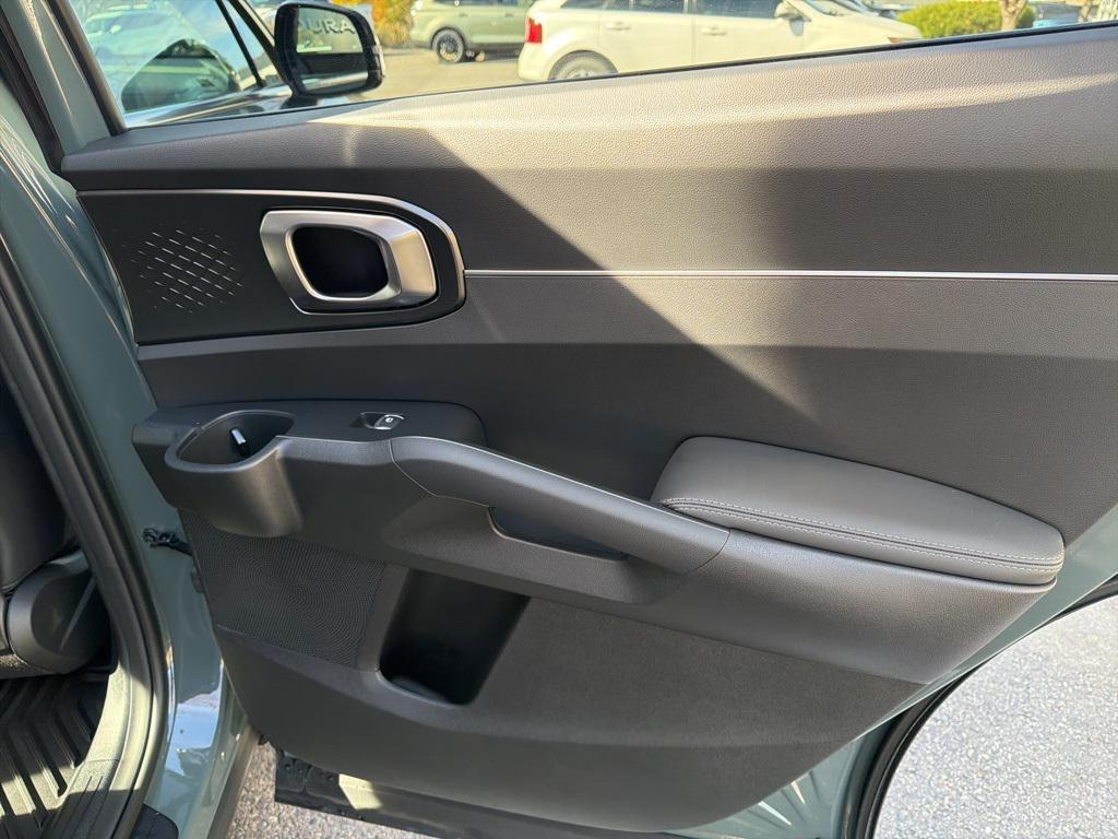 new 2026 Kia Sorento Plug-In Hybrid car, priced at $50,995