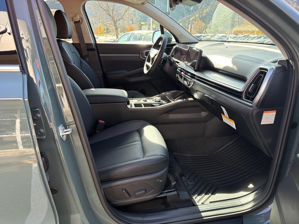 new 2026 Kia Sorento Plug-In Hybrid car, priced at $50,995