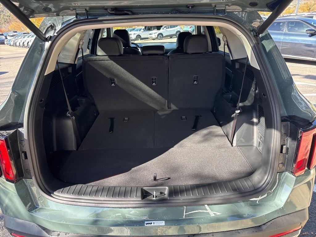 new 2026 Kia Sorento Plug-In Hybrid car, priced at $49,865