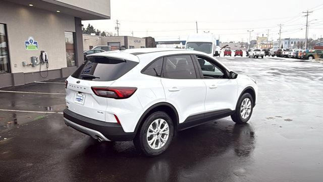 new 2026 Ford Escape car, priced at $31,599