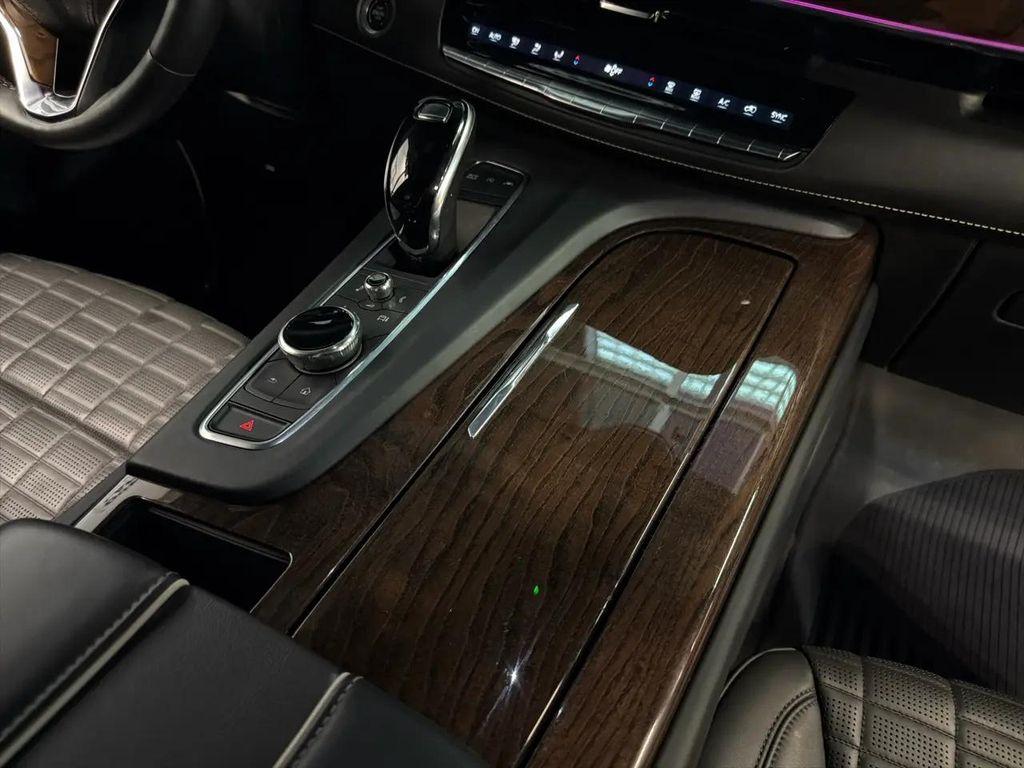 used 2022 Cadillac Escalade ESV car, priced at $64,999