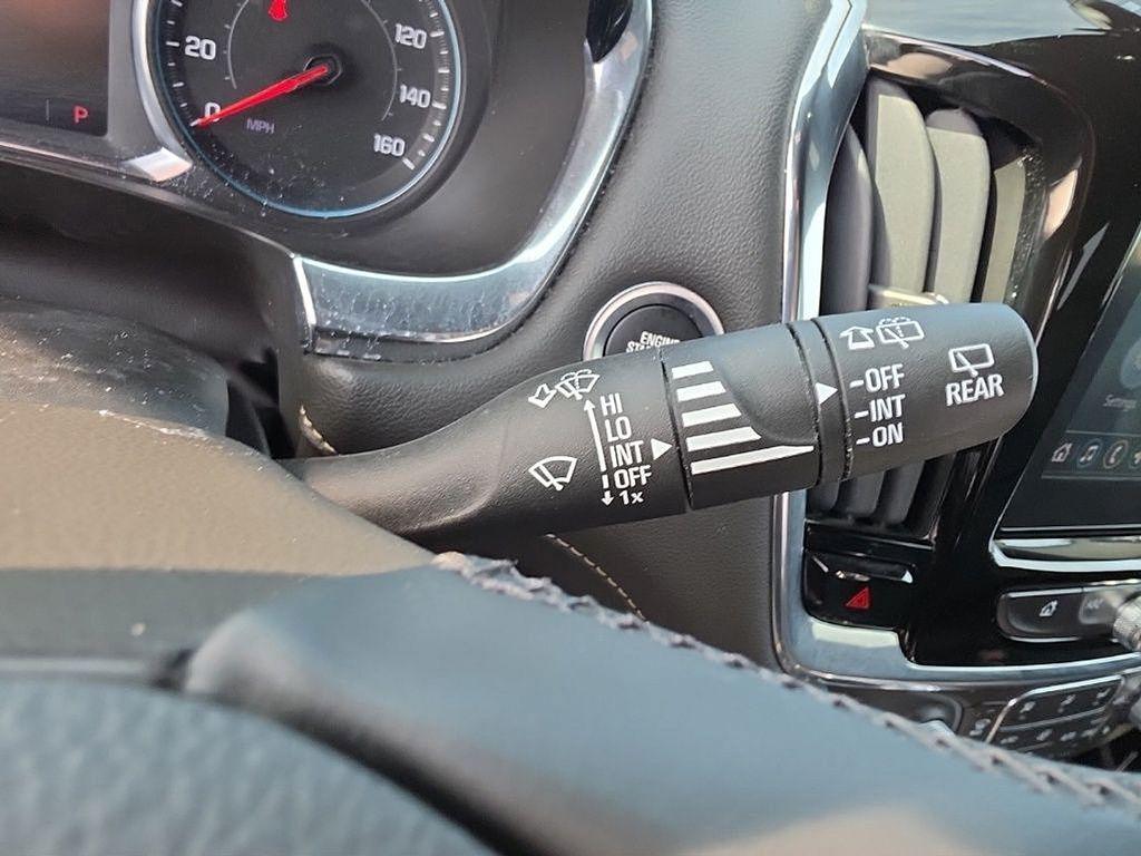 used 2023 Chevrolet Traverse car, priced at $31,629