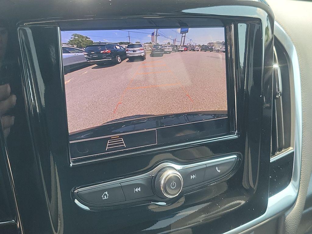 used 2021 Chevrolet Traverse car, priced at $23,200