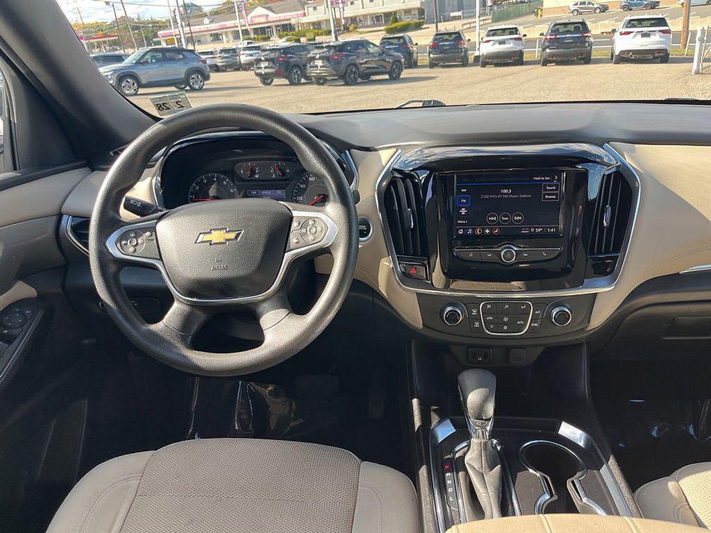 used 2023 Chevrolet Traverse car, priced at $25,000