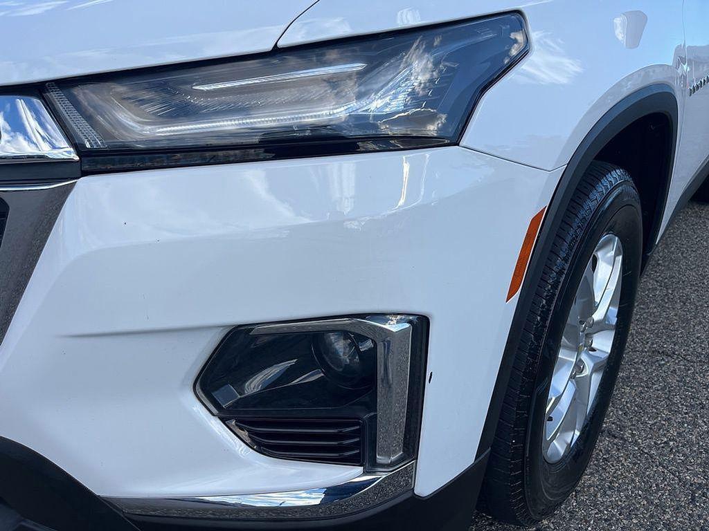 used 2023 Chevrolet Traverse car, priced at $25,000