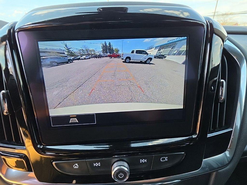 used 2023 Chevrolet Traverse car, priced at $29,500