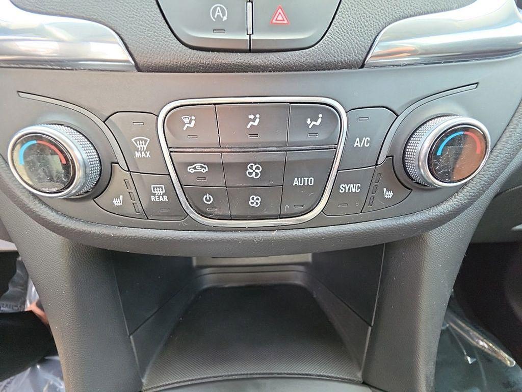 used 2022 Chevrolet Equinox car, priced at $20,820