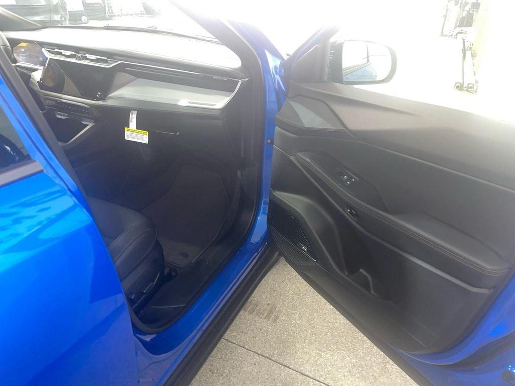 new 2026 Jeep Cherokee car, priced at $42,550