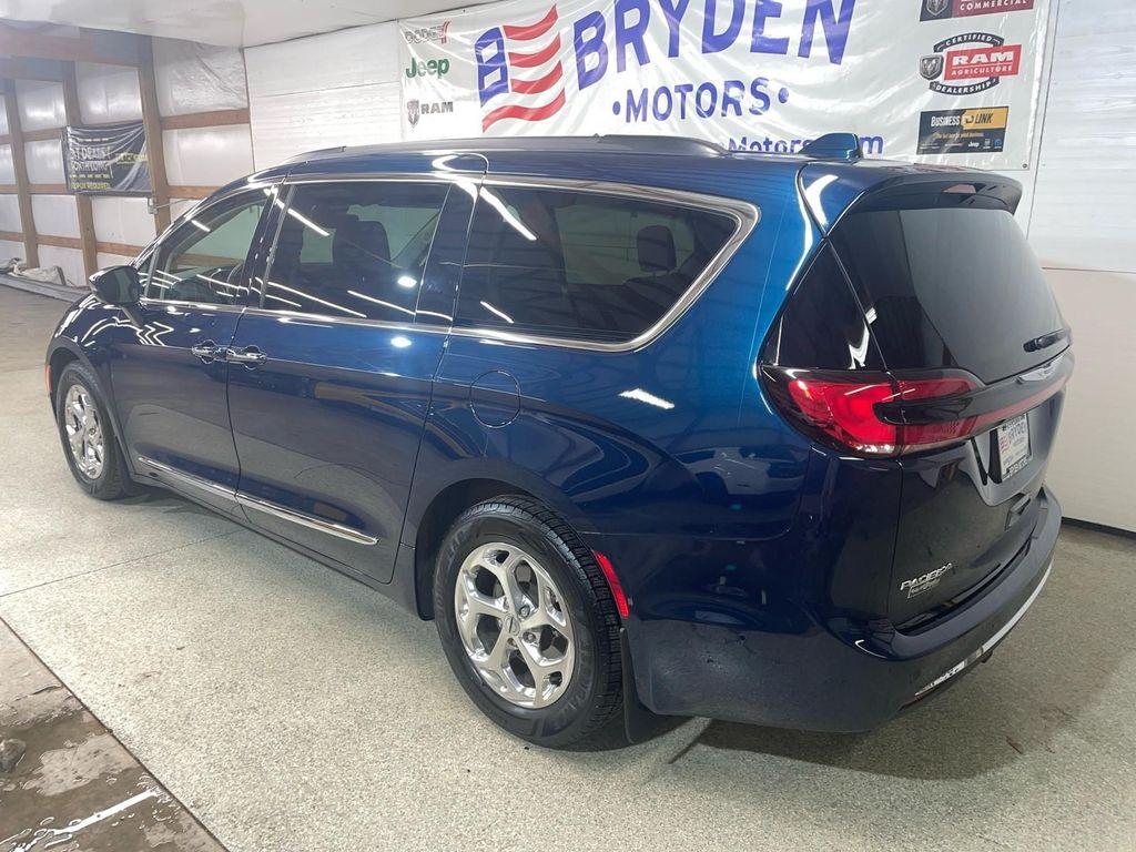 used 2022 Chrysler Pacifica car, priced at $26,823