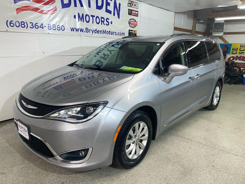 used 2019 Chrysler Pacifica car, priced at $19,967