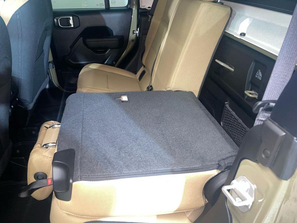 new 2026 Jeep Gladiator car, priced at $52,322