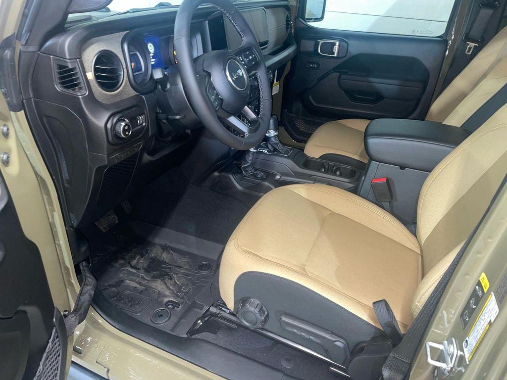 new 2026 Jeep Gladiator car, priced at $52,322