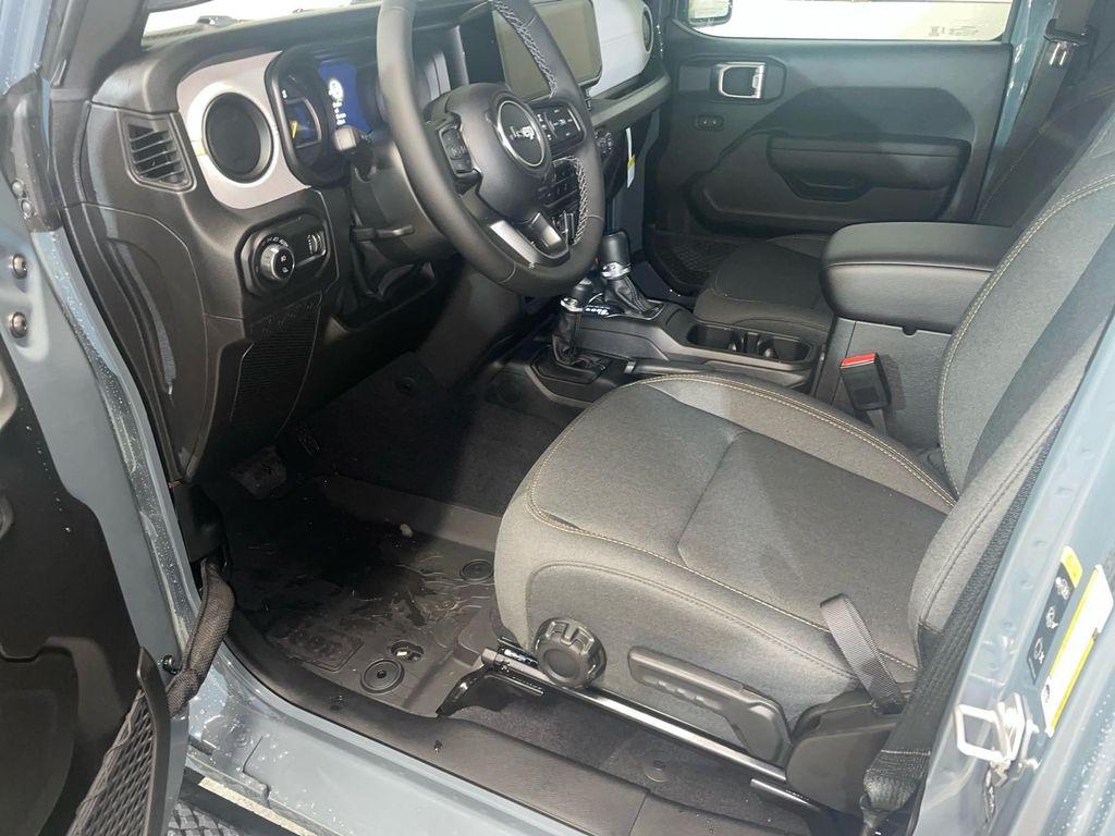 new 2026 Jeep Gladiator car, priced at $48,608