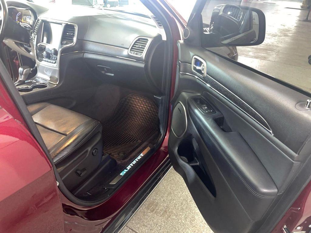 used 2017 Jeep Grand Cherokee car, priced at $21,231