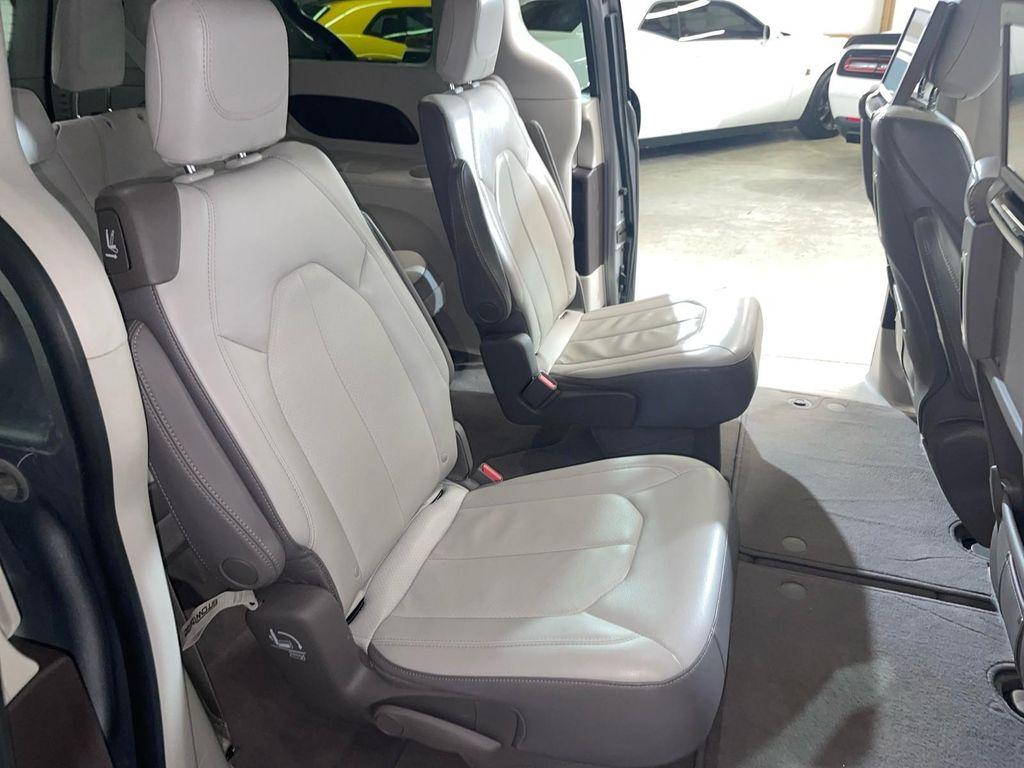 used 2017 Chrysler Pacifica car, priced at $11,884