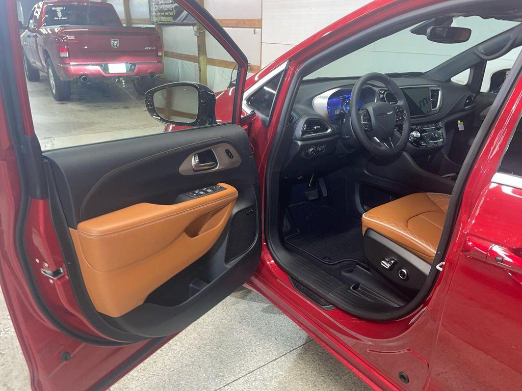 new 2026 Chrysler Pacifica car, priced at $58,710