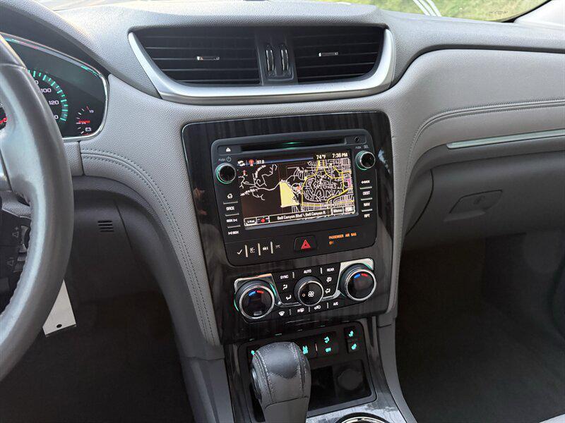 used 2013 Chevrolet Traverse car, priced at $9,988