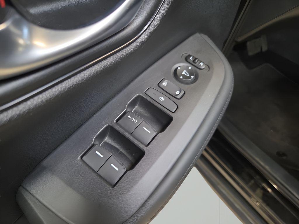 used 2025 Honda HR-V car, priced at $25,548